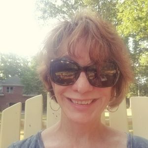 Meet your Posher, Debra